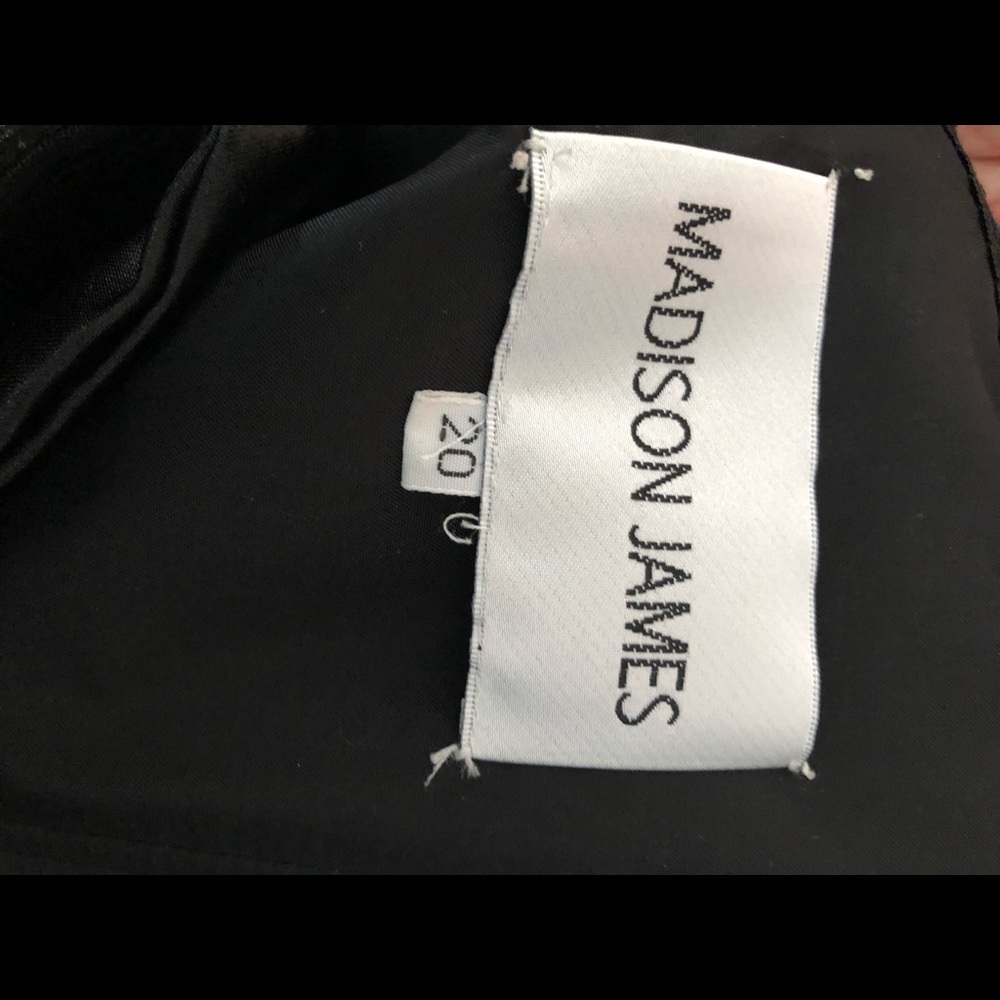 Black prom dress - Picture 8 of 10